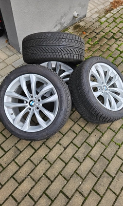 BMW Seria 5 cena 89790 przebieg: 204000, rok produkcji 2015 z Gdynia małe 154